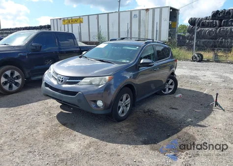 2014 Toyota Rav4 Xle z USA, uszkodzony, nr VIN 2T3RFREV5EW197510